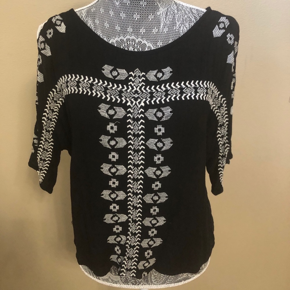 Forever 21 Aztec stitch embroidered black blouse